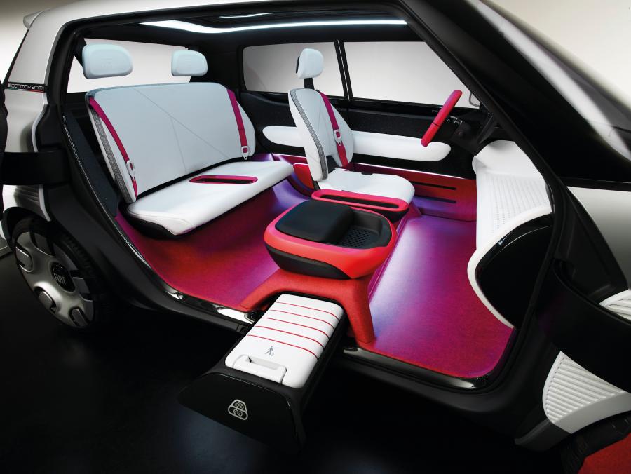 Интерьер Fiat Concept Centoventi 2019 года  (фото 8 из 15)